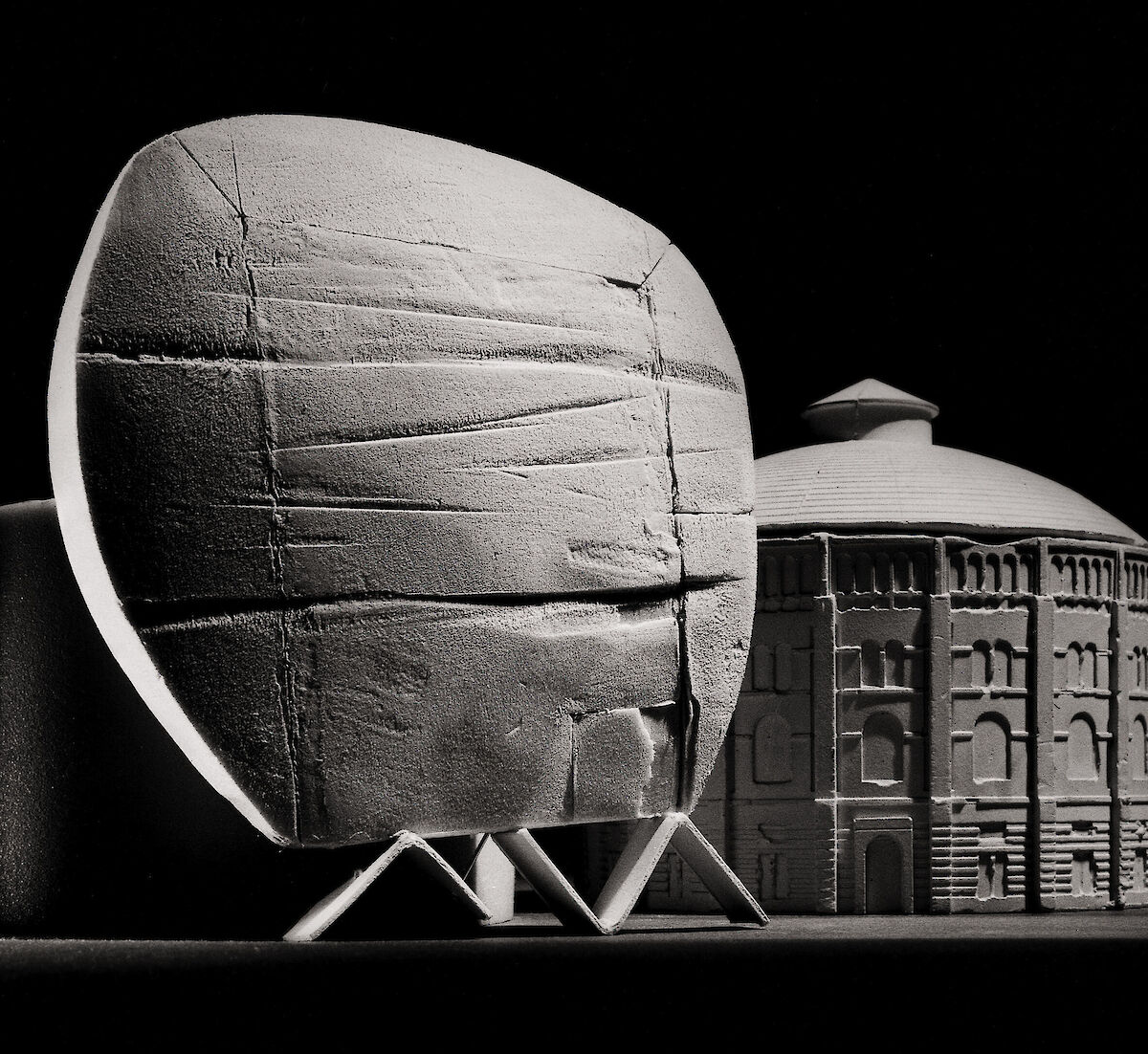 Apartment Building Gasometer B — Coop Himmelb(l)au